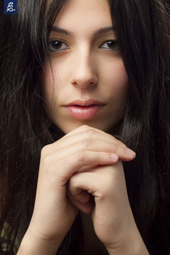 EMMA. 50mm, f/7.1, 1/100 segundos, ISO 100, flash en octabox 140cm.