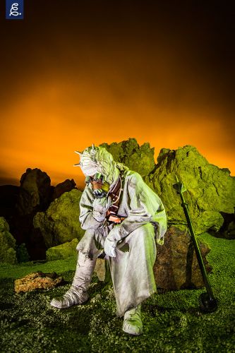 "THINKING TUSKEN", 11mm, f/2.8, 41 segundos, ISO 400, flash con gel verde.