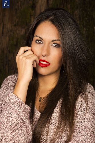 ZULEYMA. 50mm, f/5, 1/100 segundos, ISO 200, dos flashes en paraguas 110cm.